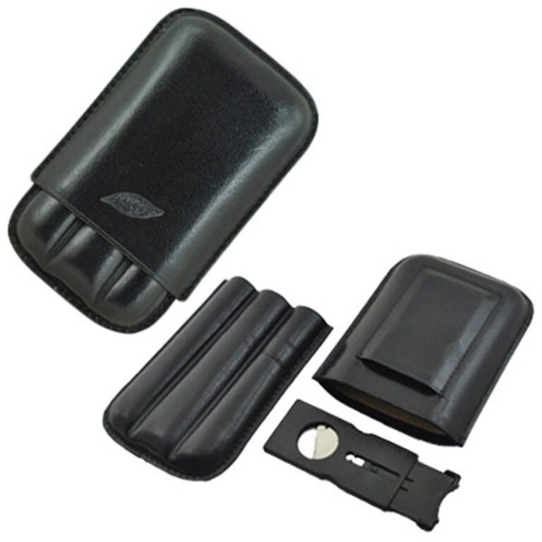 592-Cigar Case with cutter for 3 cigars,