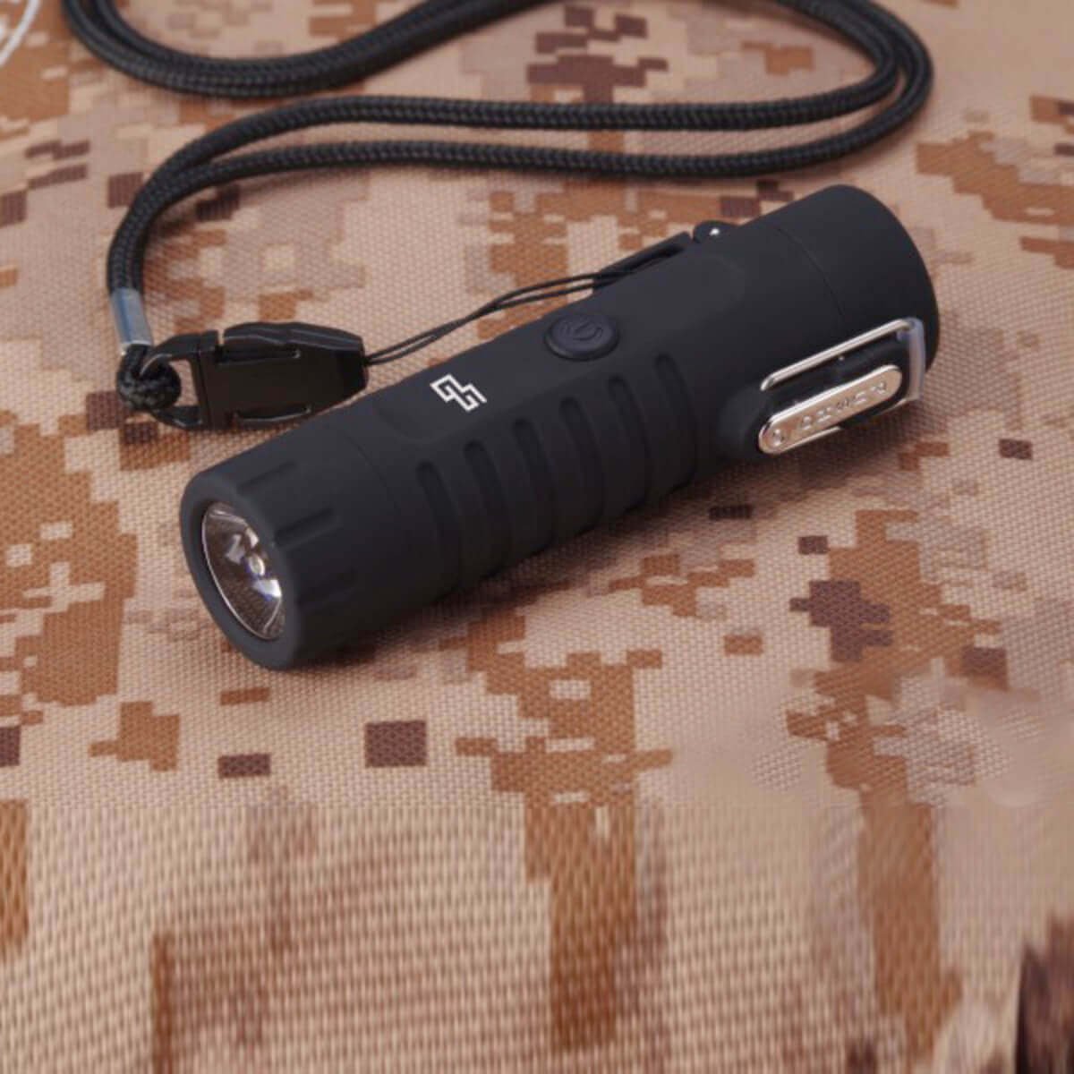 double whaterproof Black flashlighter /GG